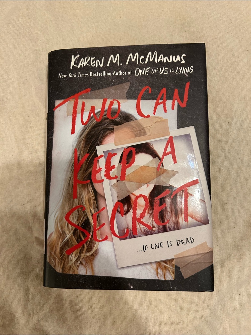 Two Can Keep a Secret by Karen M. McManus - Black & Red Cover